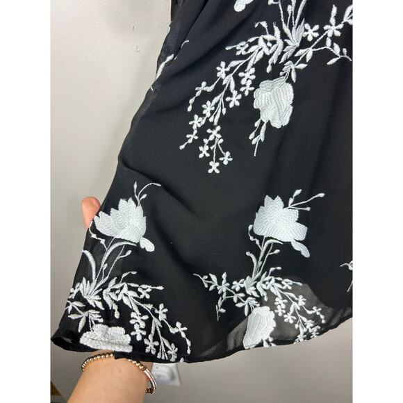 Alice + Olivia NWT Embroidered Holden Tunic Mini Dress Black Sz Medium Boho - Picture 6 of 10